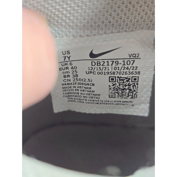 Nike Dunk High Summit White Football Grey (GS) Shoes Sz 7Y DB2179-107 - Picture 9 of 9